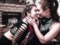 An Appetite For Destruction photos (Paige Owens, Skylar Snow)