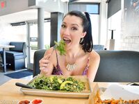 Sexy Legs, Pretty Feet. photos (Carrie Ftv)