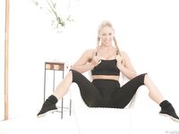 Sporty Blonde Cherie DeVille Loses Off Her Cloths And Demonstrates The Stretched Body