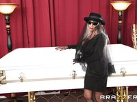 Sally D'Angelo - Brazzers Exxtra