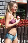 Kinky Blonde Diana ALS Is Teasing The Public With Sexy Bra And Tiny Tight Shorts