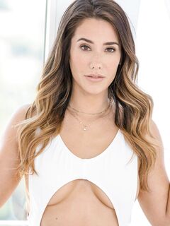 Eva Lovia - Tushy