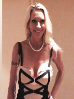 Emma Starr is going to be my porn star girlfriend again tonigh