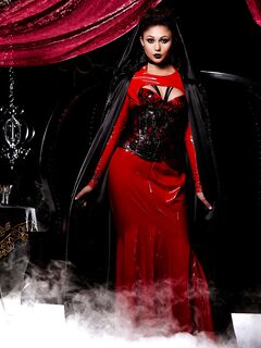 Ariana Marie - Sexy Vampire (Twistys)