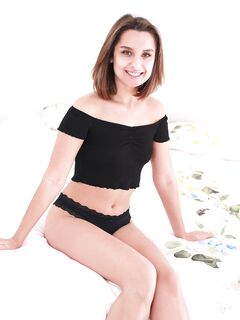 Lolli Spring - MetArt