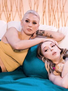 Lily Larimar And Kenzie Taylor Licking With Great Pleasure