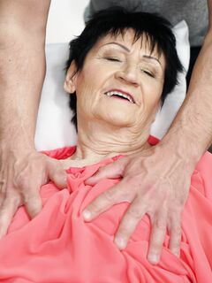 Short-haired Granny Gets Deeply Fucked After Receiving Oral photos (Anastasia)