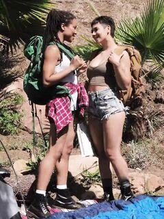 Brooklyn Gray And Kira Noir Licking Like There's No Tomorrow