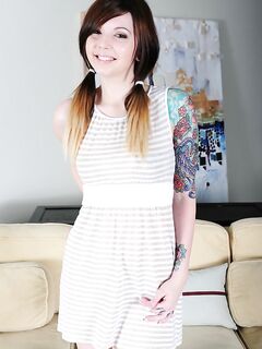 Tattooed Babe Ivy Jean Is Lying Before The Cam And Penetrating Nub Slit With The Dildo