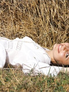Dark Haired Hot Isabel B Strips And Teases By The Hay Stack Outdoor In The Field