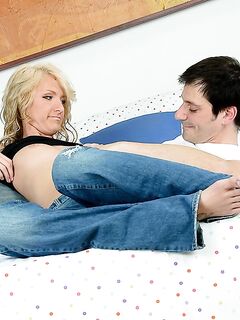 Slim Blonde Ella Marie Gets Her Tight Smooth Pussy Pounded With Her Black Bra On