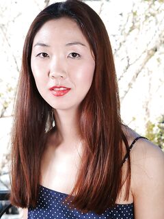 Asian Babe Heidi Ho With South Korea Demonstrates Her Tiny Tits And Tight Pussy