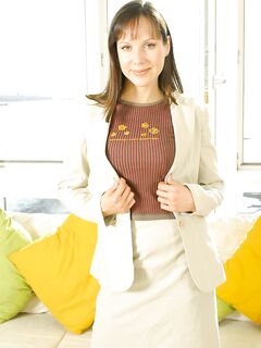 Skittish Cindy Takes Off Her Beige Suit To Pose In Her Wonderful Lingerie photos (Cindy Read)