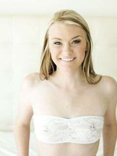 Gorgeous Pale Blonde Cassidy Ryan Shows Her Pussy And Rides A Hard Rod On Bed