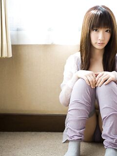 Amazing Hairy Pussy Flashing From The Young Looking Asian Chick Hina Kurumi