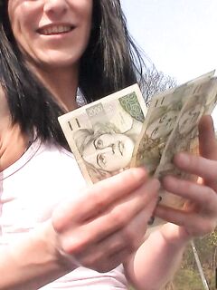 Aneta Mofos Gets Her Smooth Cunt Smashed With A Cock Outside In The Street