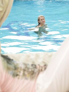 Skinny Dip photos (Milane Blanc)