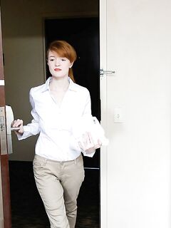 Turned On Ginger Girl Abbey Rain Gives A Hot Blowjob On Her Knees For The Camera