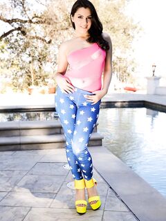 Sultry Girl Valentina Nappi Is Performing The Hot Booty Dance On Camera