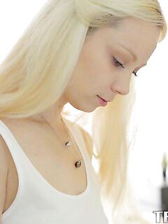 Horny Bookworm Girlfriend