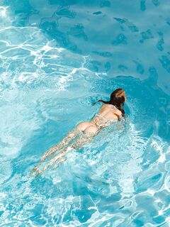 Zoey Luna - Swimsuit XXS (Zishy)