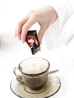 Ravishing Blondie Vika D Is Taking A Hot Bath And Showing Off Her Shaved Cooch