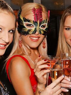 Wild Group Orgy With The Participation Of Lesbian Gals Liz Honey, Katy, Cameron And Sandy. photos (Cameron Cruise, Katy Caro)