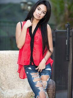 Jasmine Rain Is A Latina Honey Ready To Show Off Her Soft Skin For The Cam.