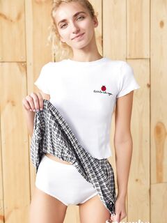 Bella Luz - Superbe Models