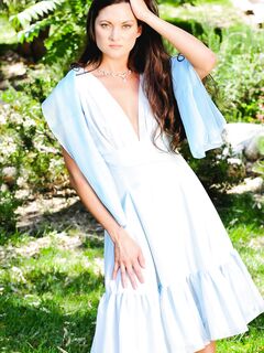 The Hot Brunette Female Stephanie Swift Is In The Outdoor Softcore Session