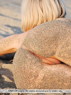 Gorgeous Slender Blonde Olina D Goes Skinny Diping And Makes Tasty Outdoor Softcore Porn