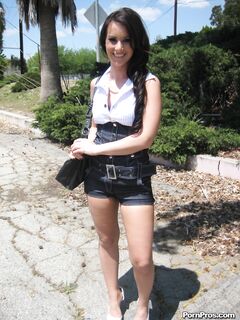 Tweety Valentine Takes Abnormally Long Black Dick In Her Pussy Before Monster Cumshot