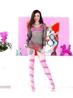 Threesome: Pop Goes Tart's Anal Cherry