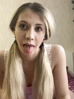 Stefanie Moon - Dane Jones