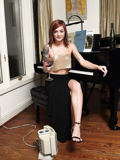 Roxy Ryder - ALS Scan