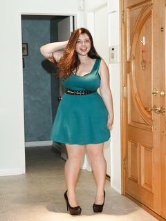 Carolina Munoz - Hearts a Full (Zishy)