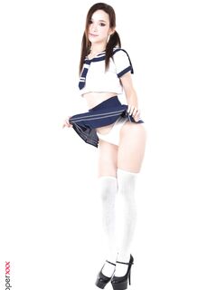 Ellie Leen - iStripper