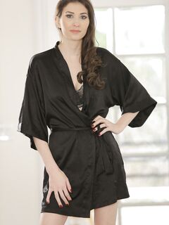 Angelina Diamanti - Cheating Housewives