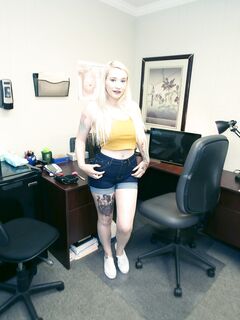 Hadley Haze - Bang! Fake News