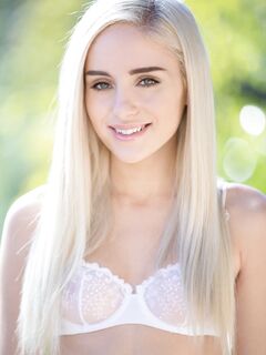 Naomi Woods - Blacked