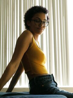 Rebel Tee - Feels Relentless (Zishy)