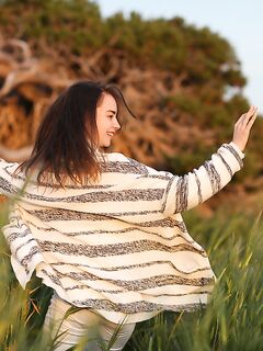 Sofy Bee - Rylsky Art