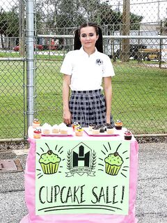 Kharlies Cupcake Sale