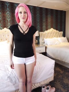 Anika Kittens - Net Girl