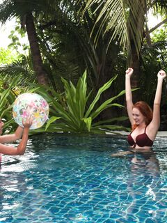 Candy P, Katty West - Club Seventeen