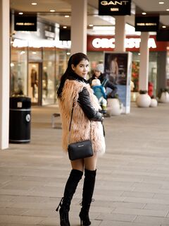 Drahomira Juzova as Lady Dee (Zishy)