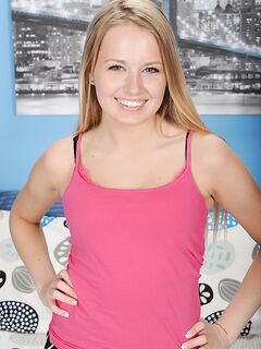 Scarlett Sage - Karup's Hometown Amateurs 4