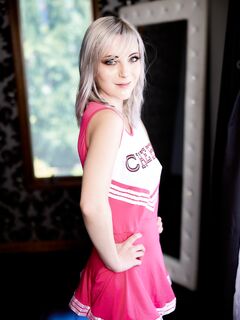 Jamie Jett - Cheerleader's Special Trick