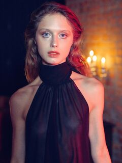 Amelie Lou - Witchy Woman